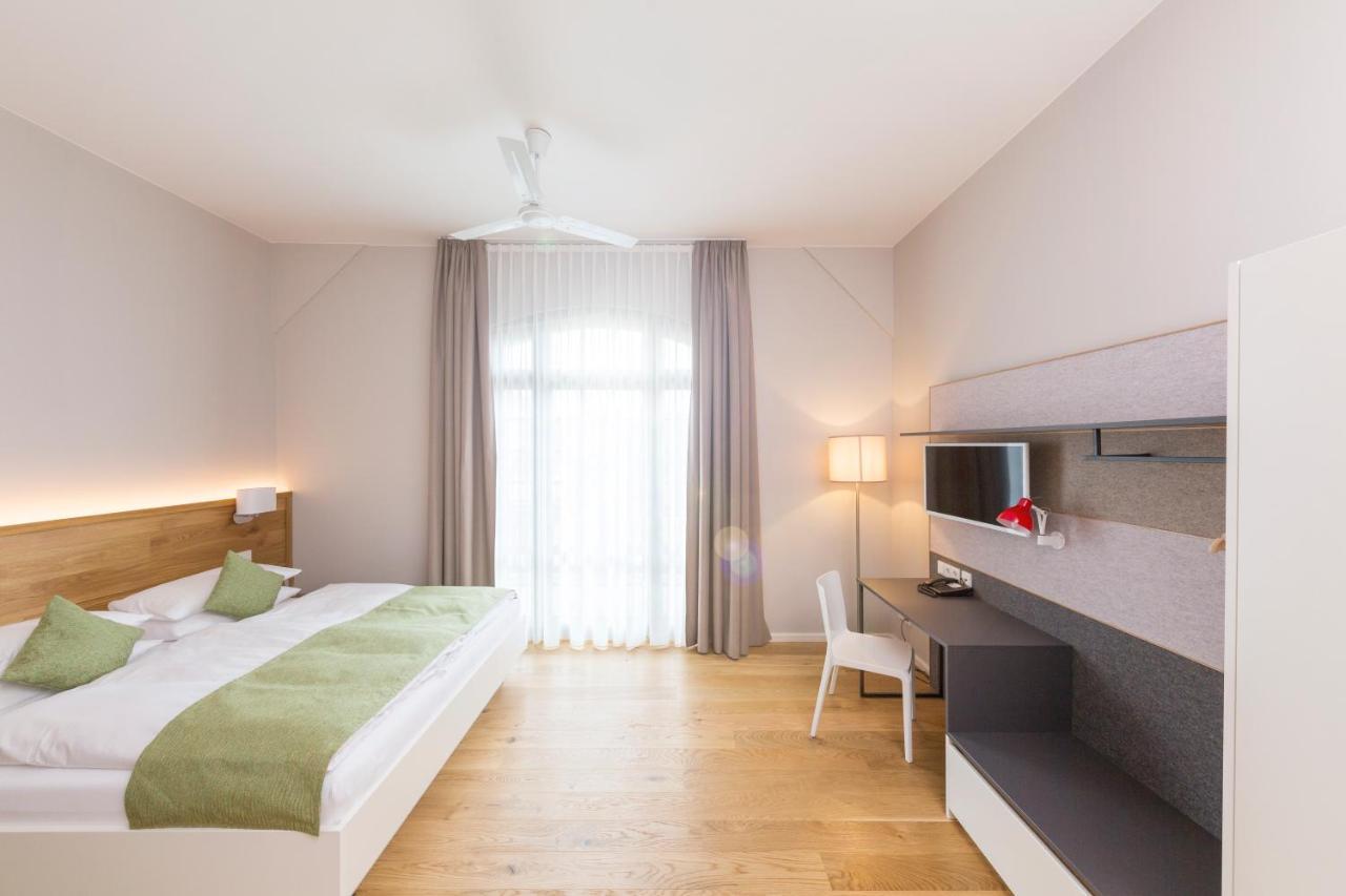 Hotel Paulinenhof Belzig Esterno foto