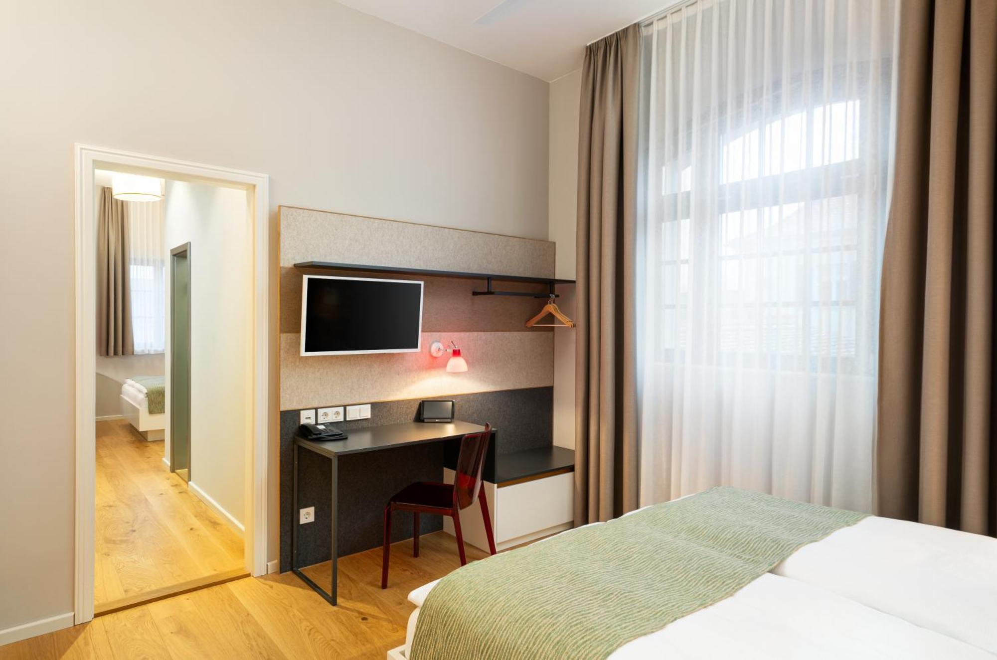 Hotel Paulinenhof Belzig Esterno foto