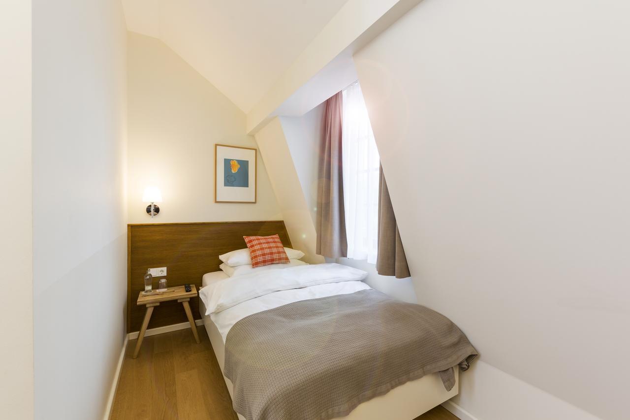 Hotel Paulinenhof Belzig Esterno foto