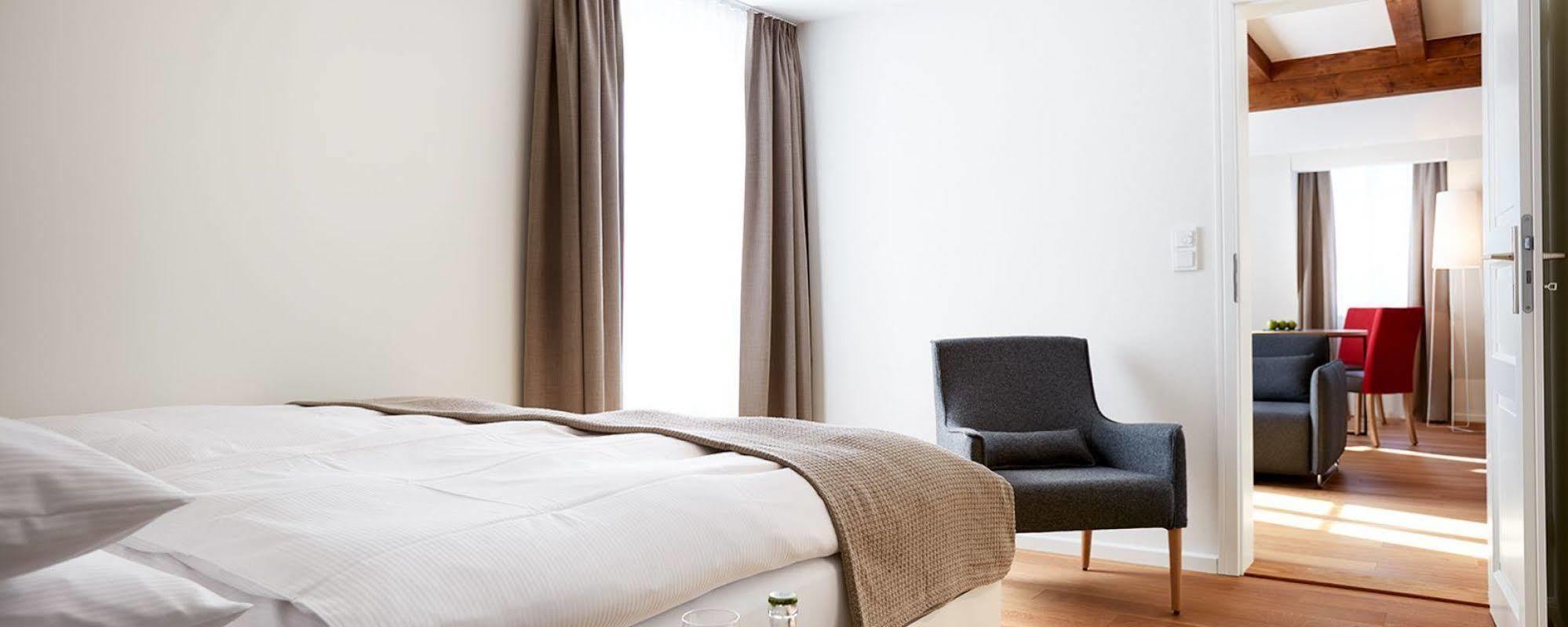 Hotel Paulinenhof Belzig Esterno foto